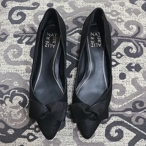 Naturalizer Black Textured Bow Flats NWOB